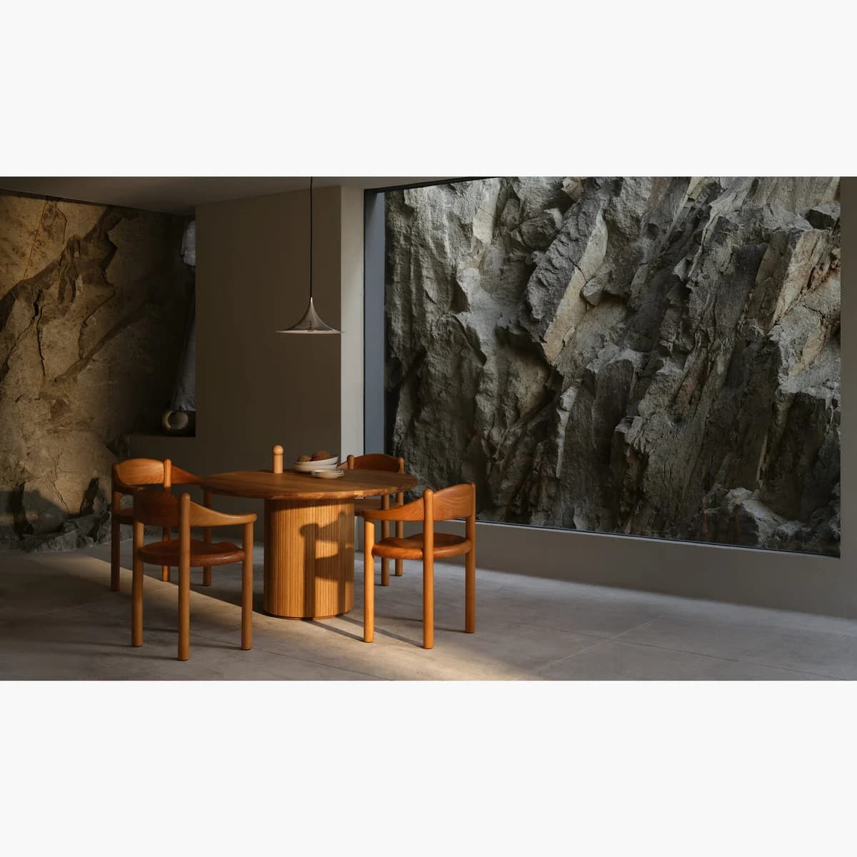 GUBI Moon Dining Table, Elliptical 詳細画像 1