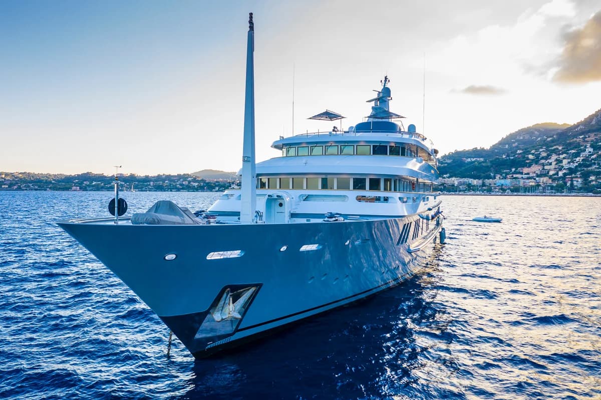 76.6m Amels BOADICEA ヨットチャーター 詳細画像 2